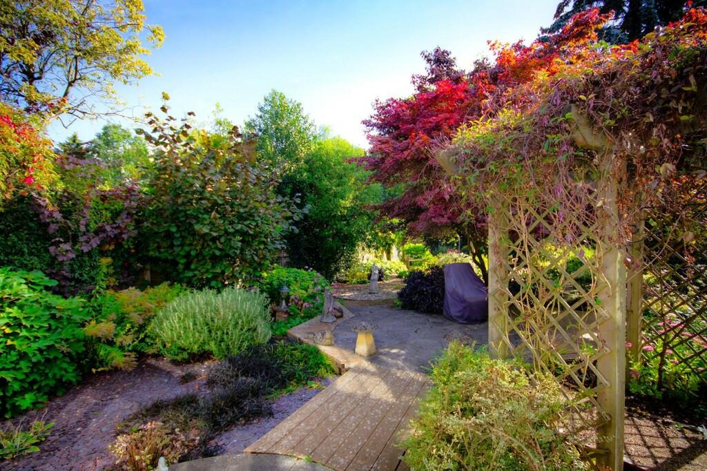Additional property image - Priests Lane, Shenfield, Brentwood, Essex, CM15