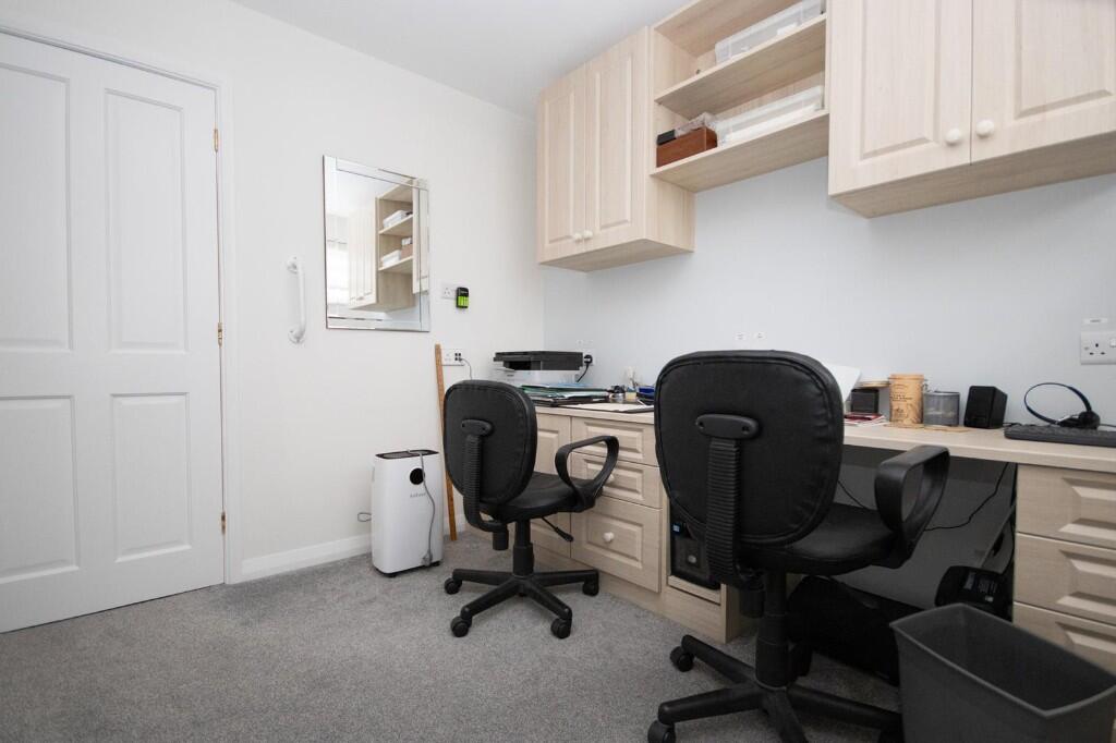 Additional property image - Hanging Hill Lane, Hutton, Brentwood, Essex, CM13