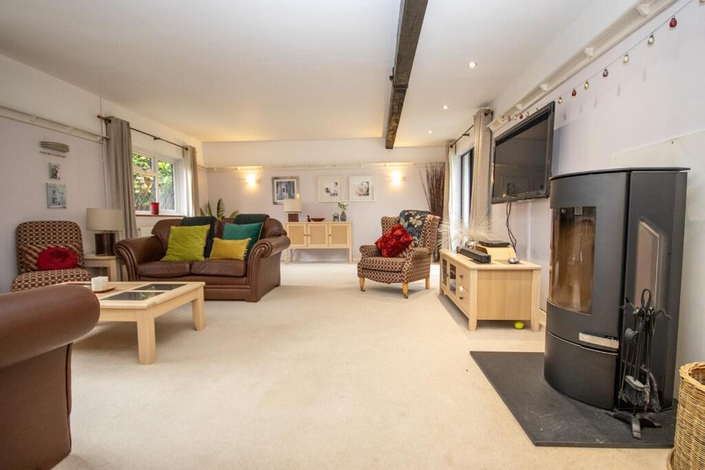 Additional property image - Shenfield Road, Shenfield, Brentwood, Essex, CM15