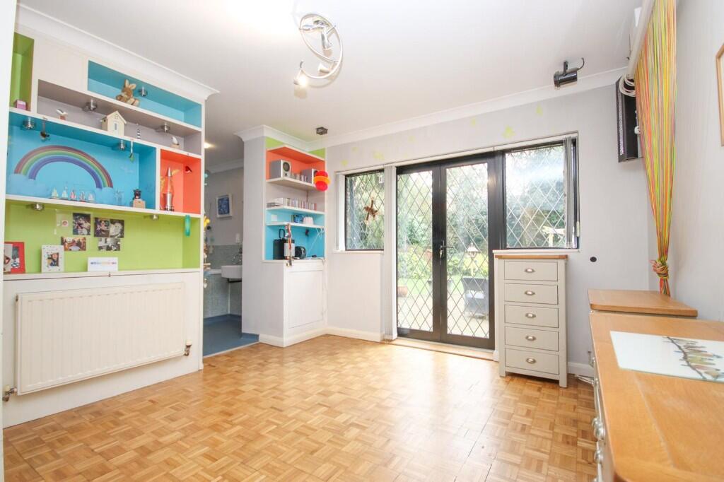Additional property image - Shenfield Road, Shenfield, Brentwood, Essex, CM15