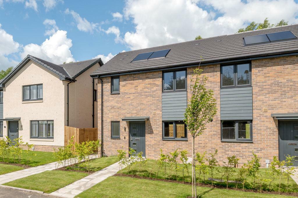 3 bedroom end of terrace house for sale in 17, Douglas Place, Dunblane