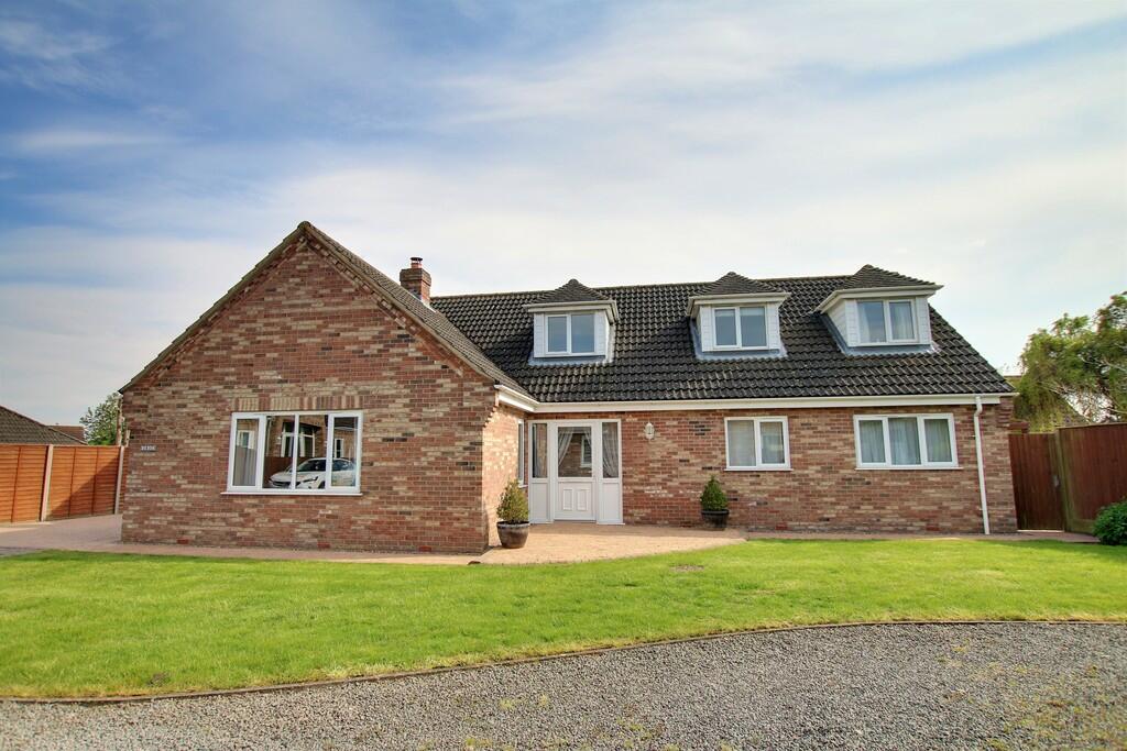 4 bedroom chalet for sale in Estover Road, March, PE15