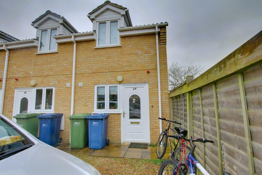 2 bedroom end of terrace house for rent in Upwell Road, March, PE15