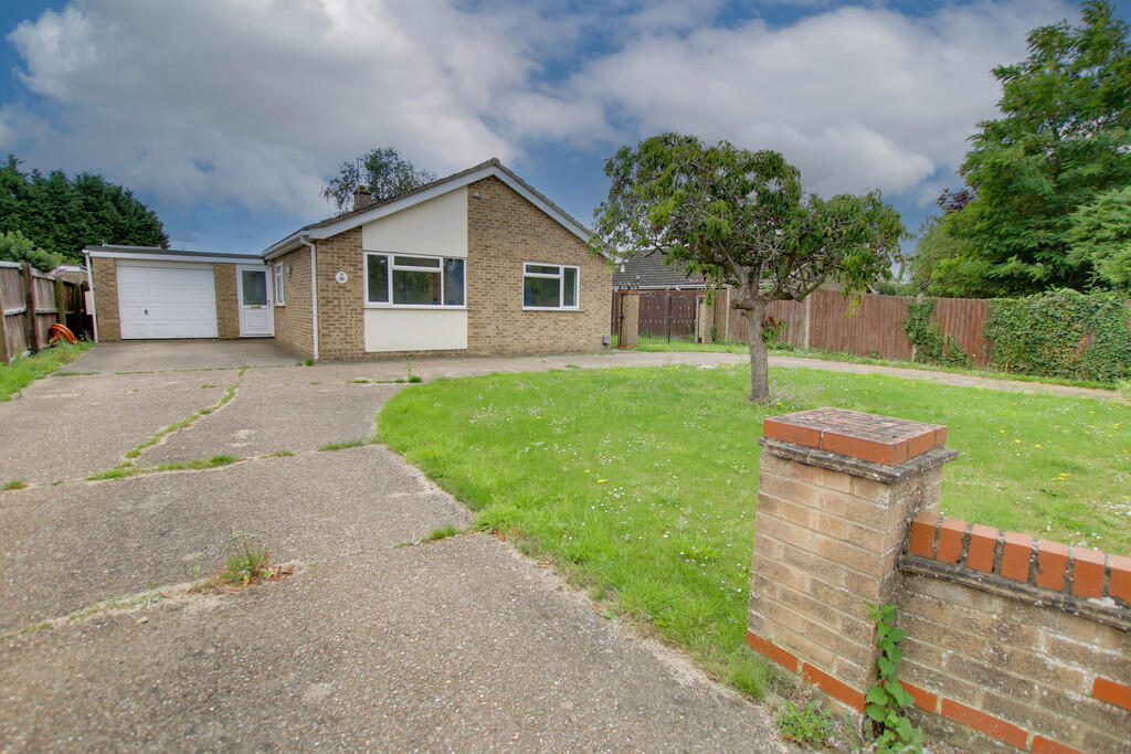 4 bedroom detached bungalow