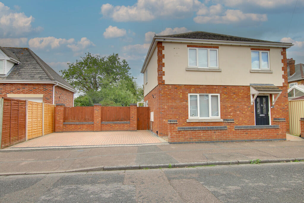 Main image of property: Hawthorne Grove, March