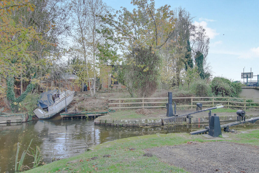 Main image of property: March Riverside, Upwell