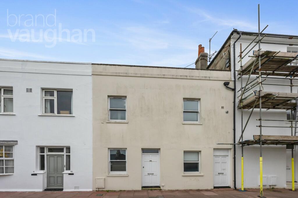 2 bedroom flat for sale in St. Nicholas Road, Brighton, East Sussex, BN1