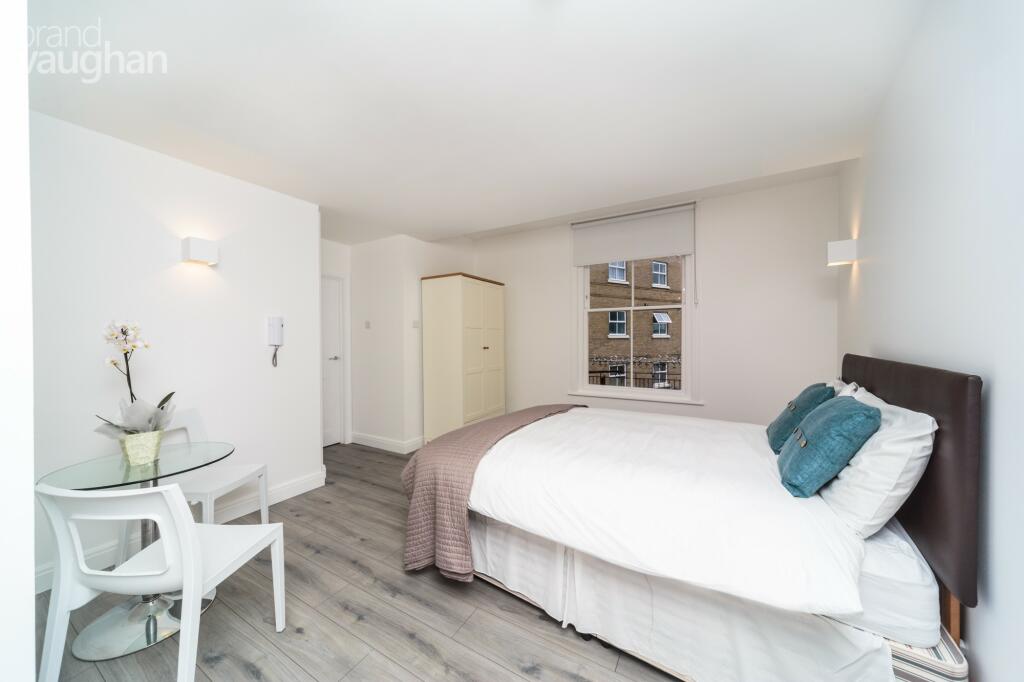 Additional property image - St Annes House, 49 Buckingham Place, Brighton, BN1