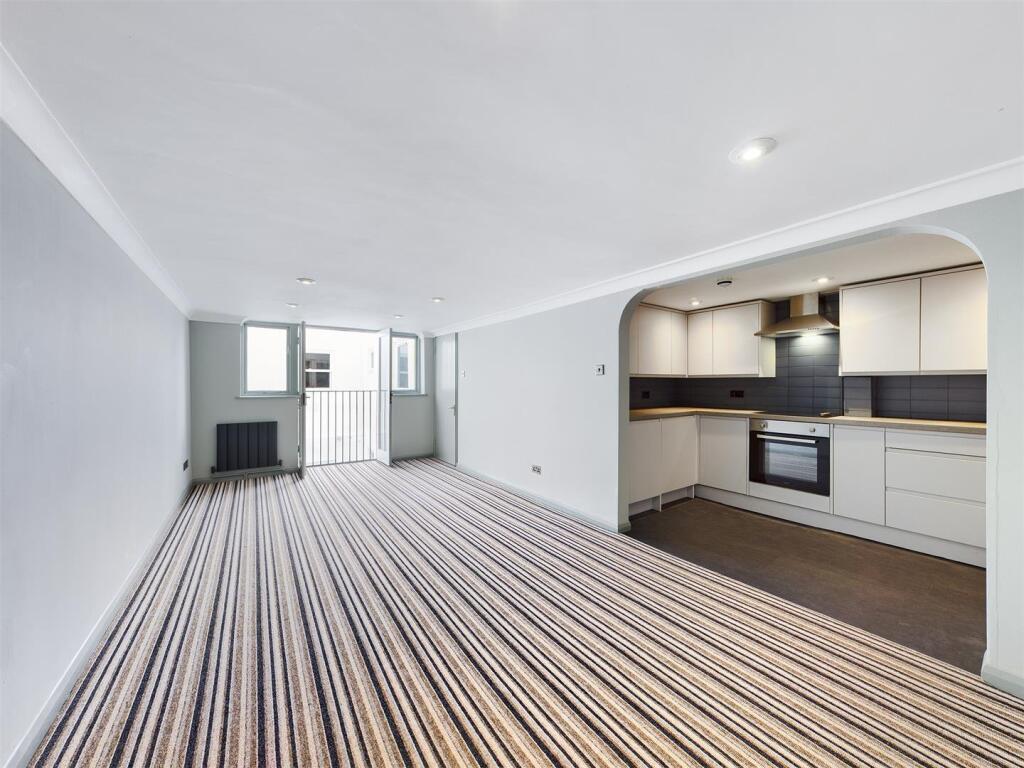 Main image of property: Lower Rock Gardens, Brighton, East Sussex, BN2