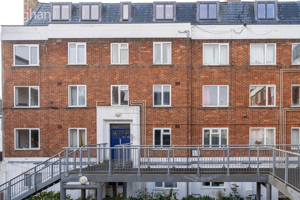 Main image of property: Park Crescent Place, Brighton, BN2