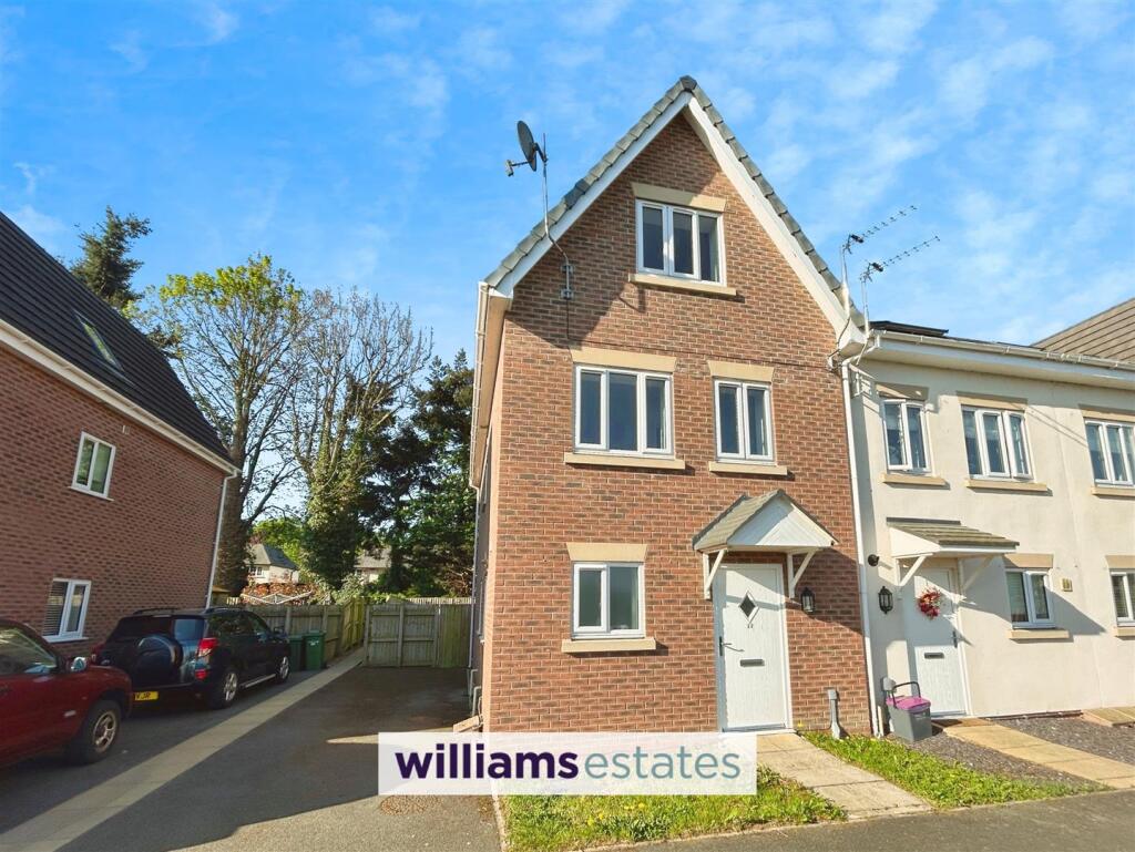 Main image of property: Rhyd Y Byll, Ruthin