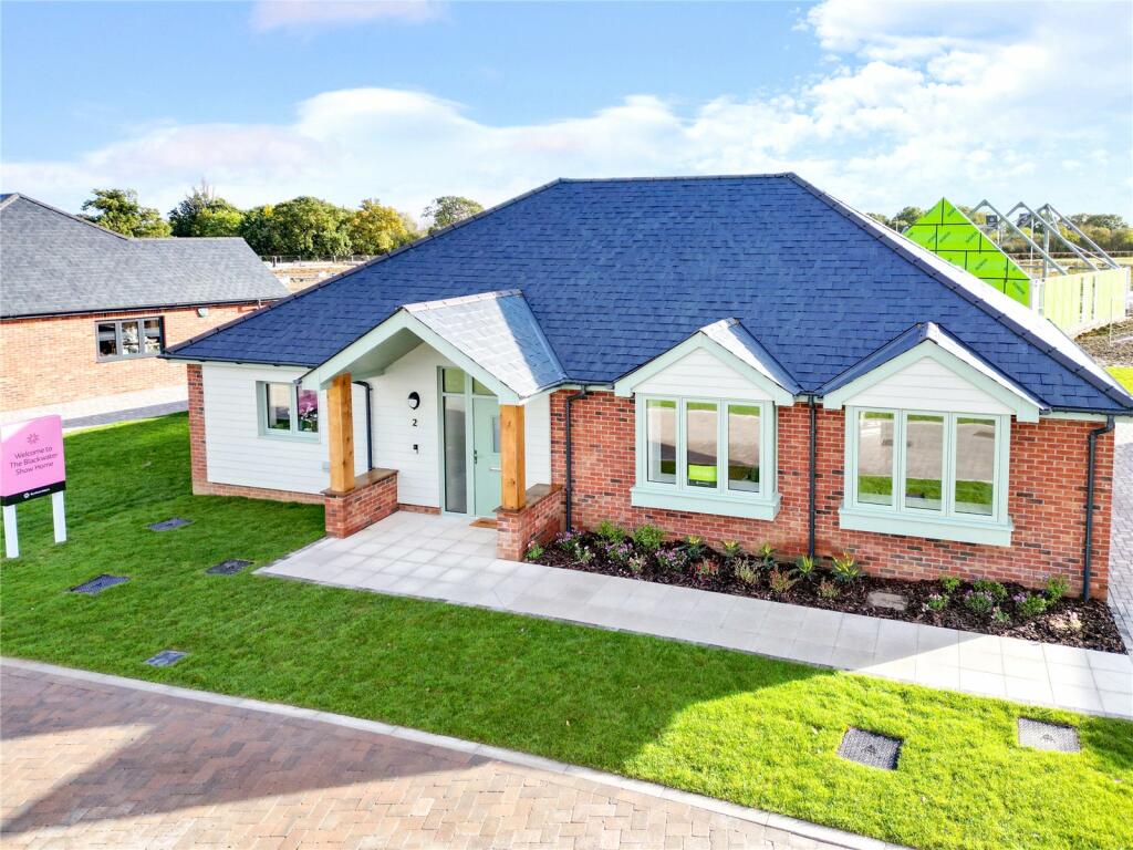 Detached bungalow for sale in Burnham Waters, Maldon Road, Burnhamon