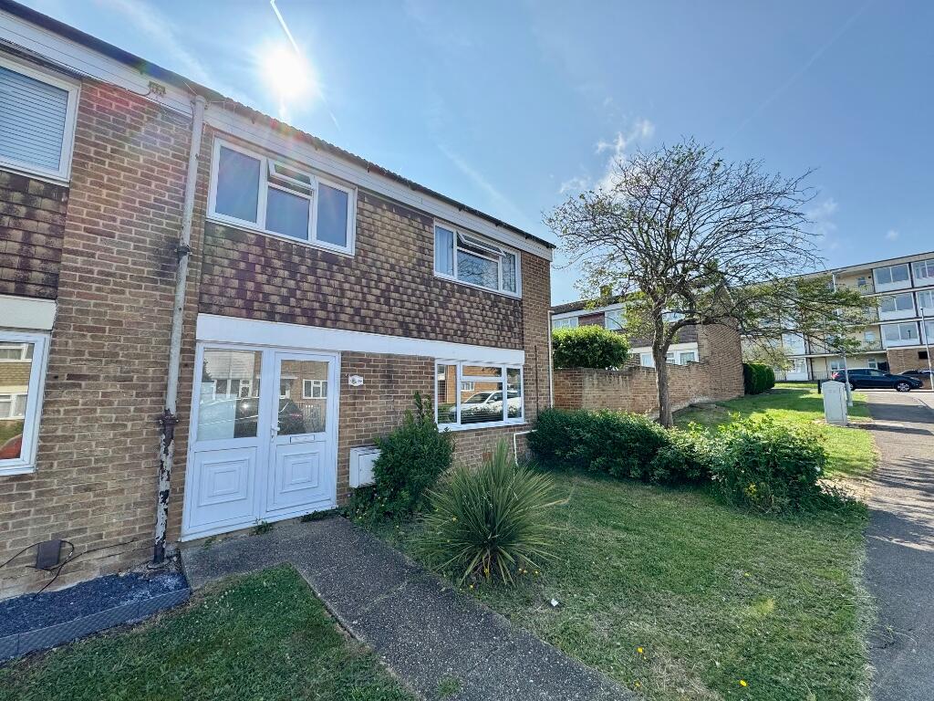 Main image of property: Radburn Close, Harlow, Essex, CM18
