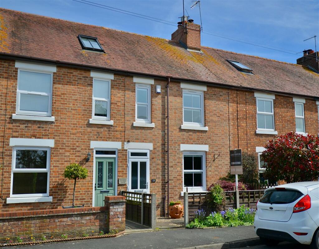 2 bedroom terraced house for sale in Willersey Road Badsey WR11 7HB, WR11