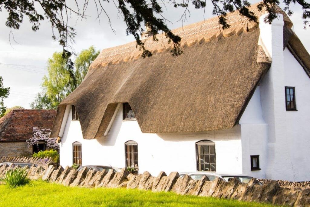 Main image of property: Juniper Cottage, 62 Main Street, Bretforton, WR11 7JH