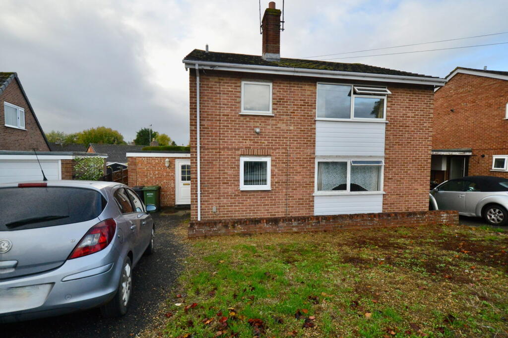 Main image of property: Four Pools Road, Evesham, WR11 1EF