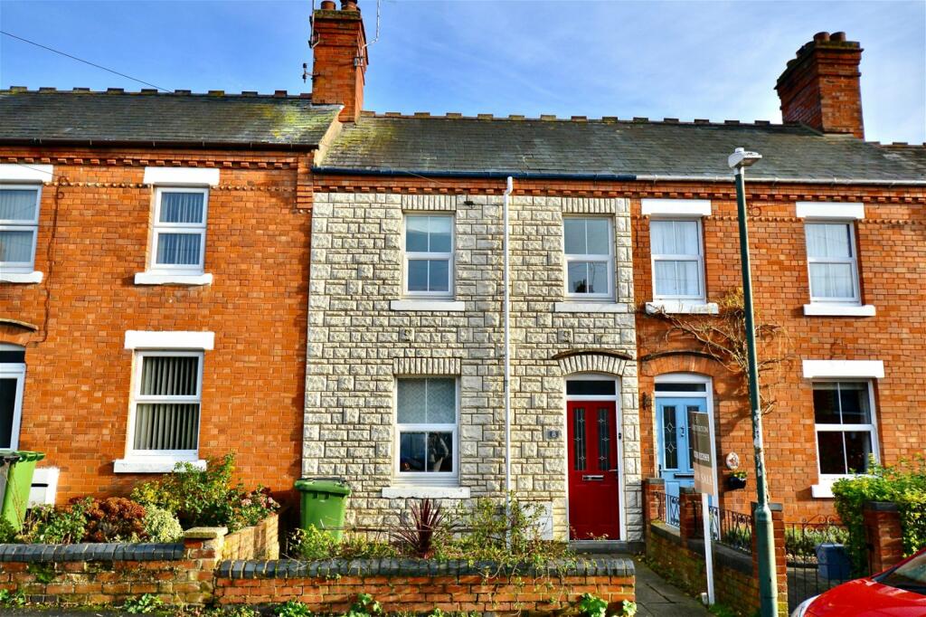 3 bedroom terraced house for sale in Windsor Road, Evesham, WR11 4QE, WR11