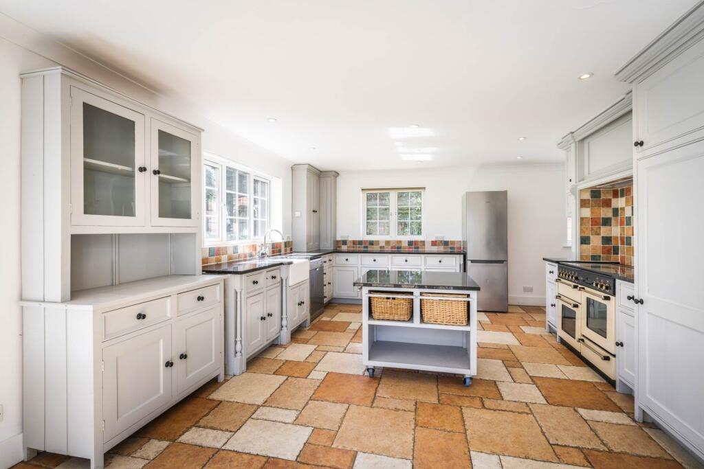 Main image of property: London Road, Southborough, Tunbridge Wells