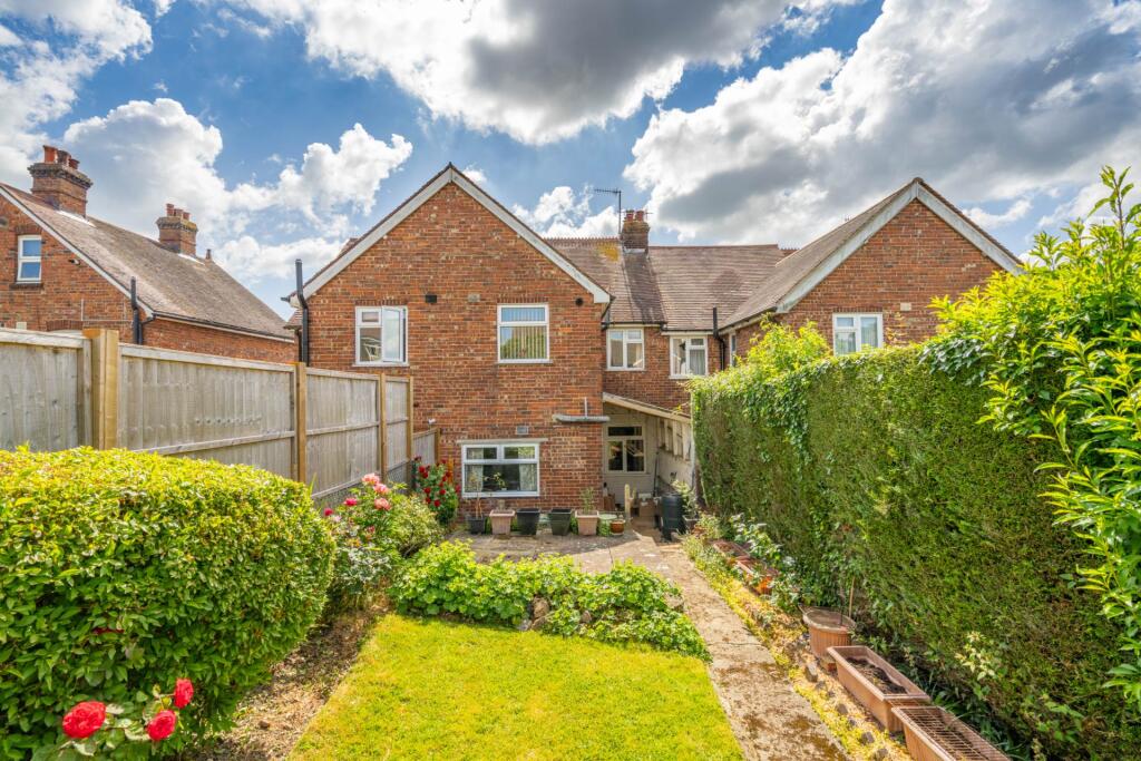 Main image of property: Gordon Road, Tunbridge Wells (close to station)