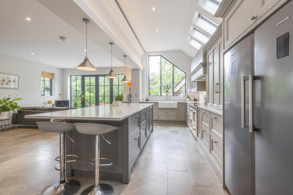Main image of property: London Road, Southborough, Tunbridge Wells