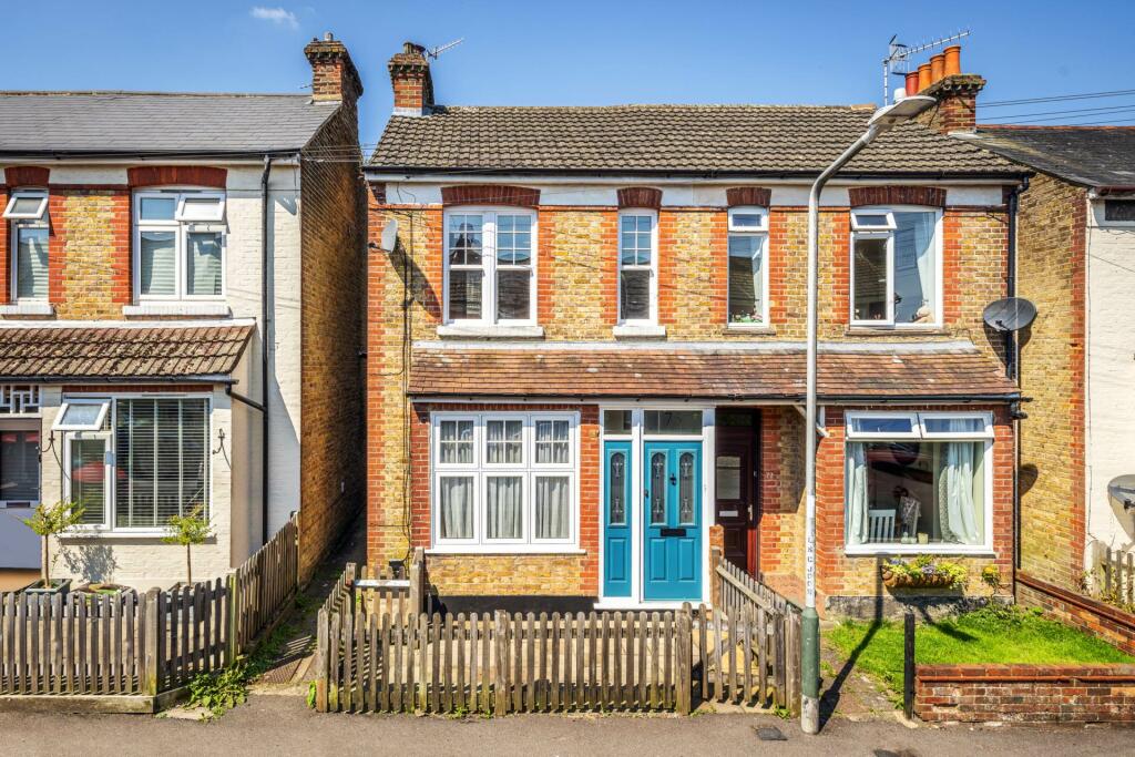 2 bedroom semi-detached house for sale in Southwood Road, Rusthall, Tunbridge Wells, TN4