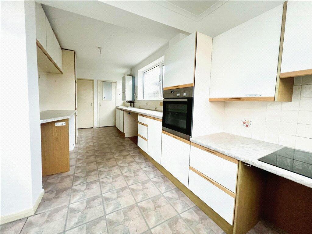 3 bedroom bungalow for sale in Newbourne Gardens, Felixstowe, Suffolk, IP11