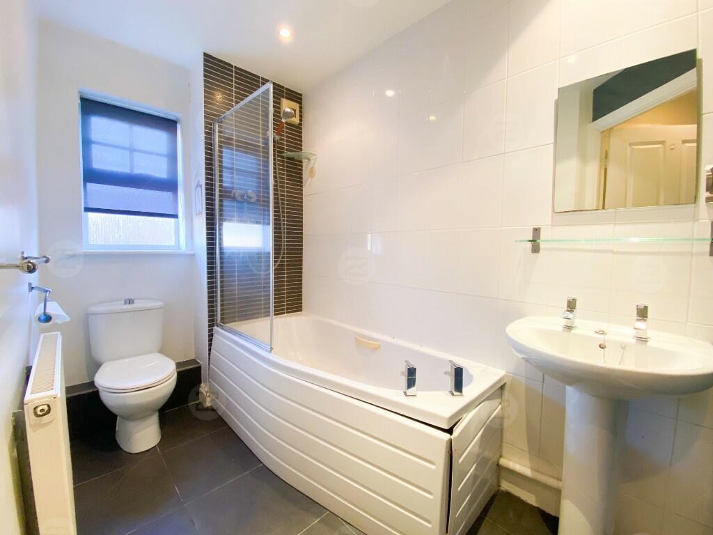 Additional property image - St. Peters Close, Bromsgrove, Worcestershire, B61