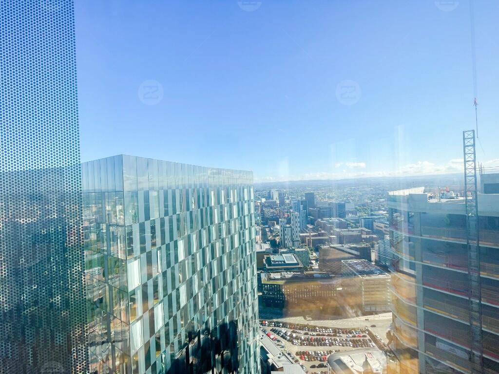 Main image of property: Corner Apartment, 52nd Floor, Deansgate Square, Owen Street, Manchester, Greater Manchester, M15