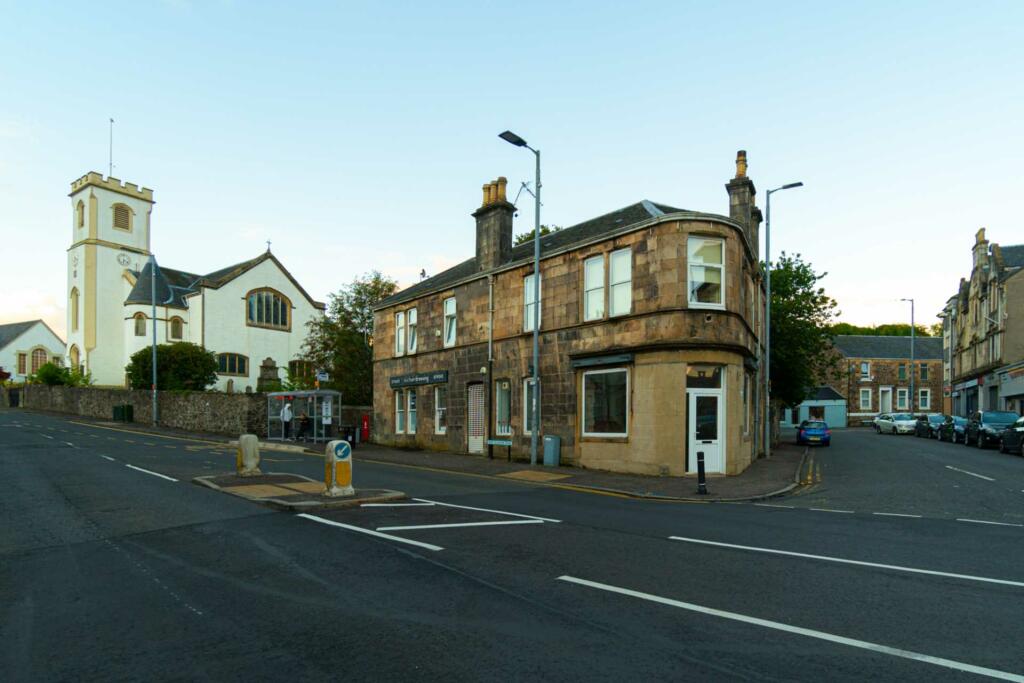 Commercial property for rent in Port Glasgow Road, Kilmacolm, PA13