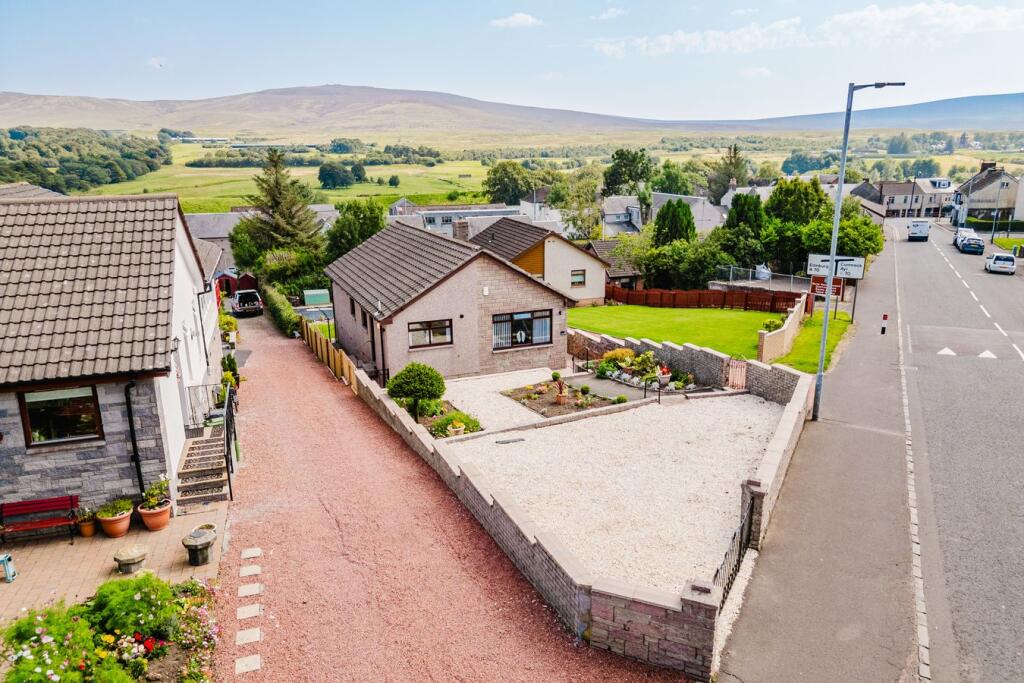Main image of property: Glasgow Road, Muirkirk, Cumnock, KA18