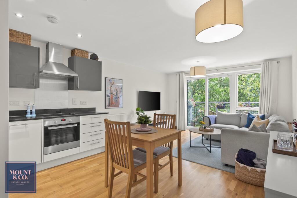 Main image of property: Smeaton Court, Hertford, Hertfordshire, SG13