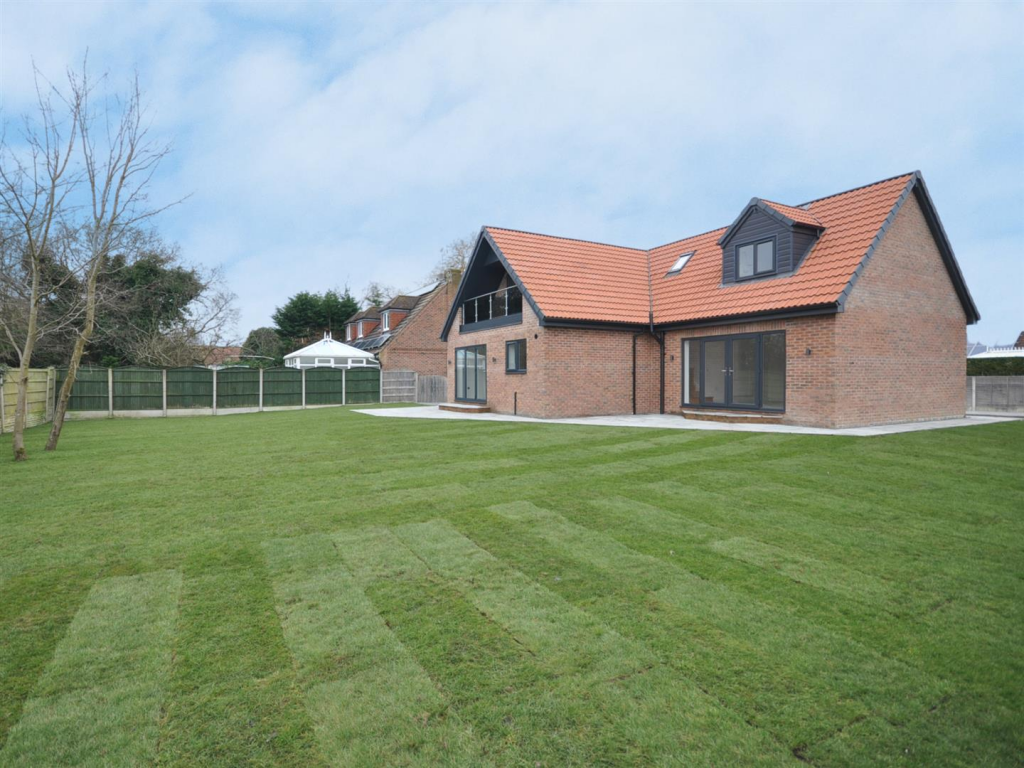 Main image of property: Kirton Lane, Thorne