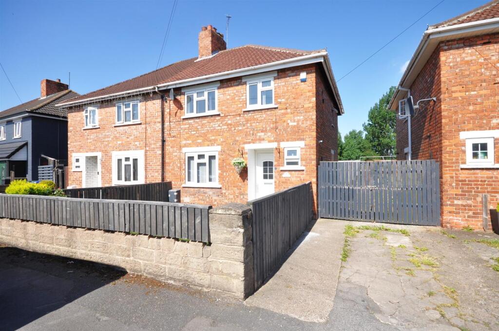 Main image of property: Oakmoor Road, Moorends