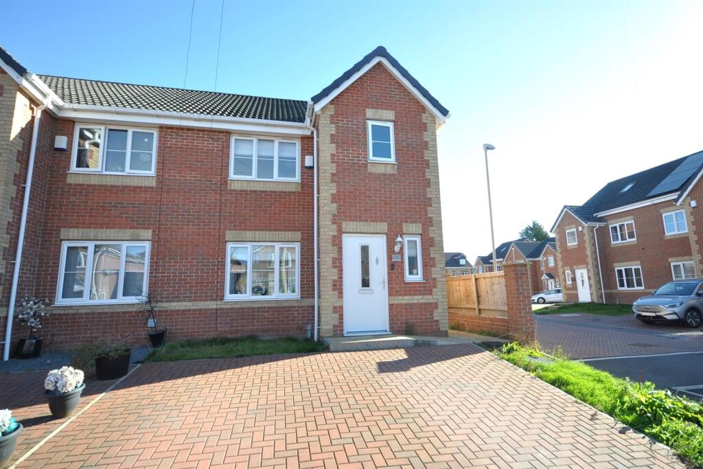 Main image of property: Bloomhill Court, Moorends, Doncaster