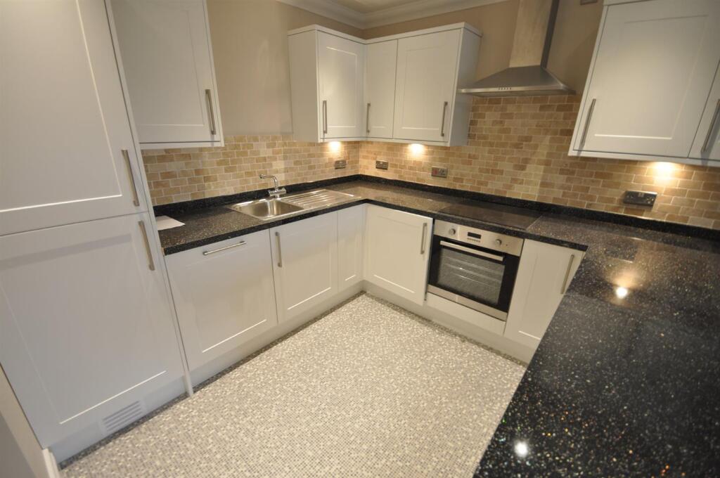 Main image of property: Blue Pig Snug, 80 Hailgate, Howden