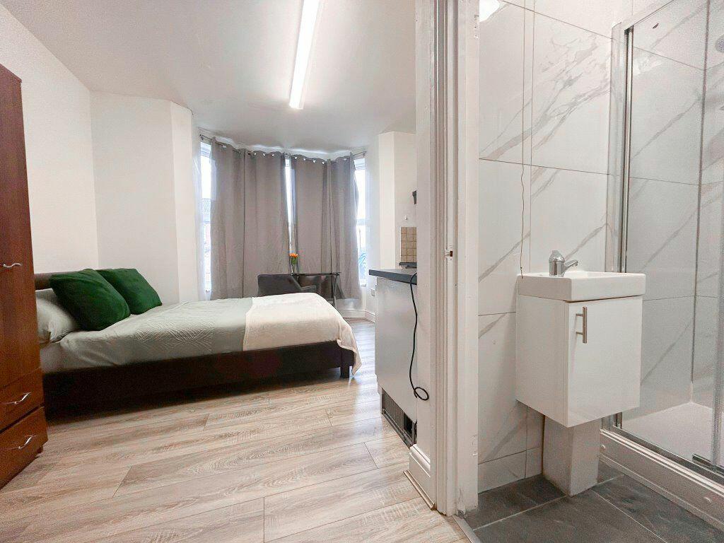 Additional property image - Studio Flat - Uttoxeter New Road
