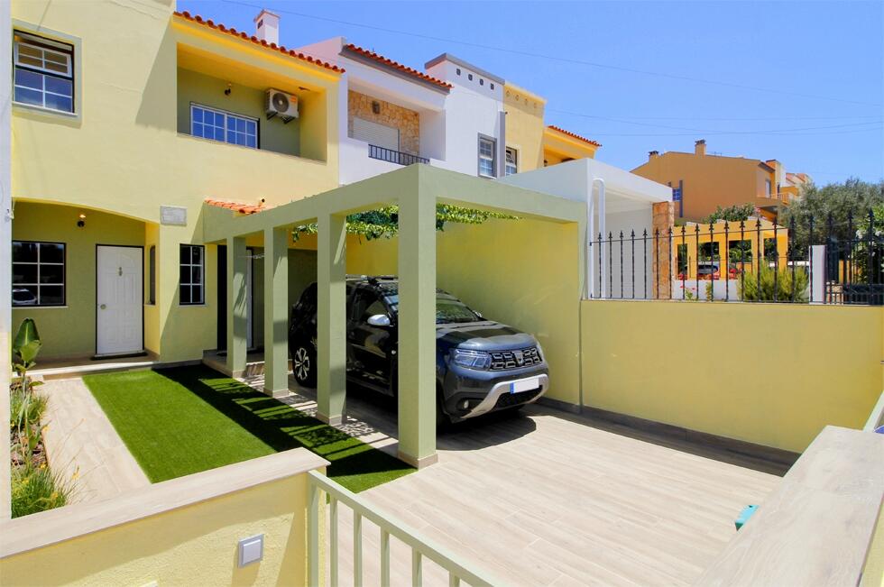 Main image of property: Ferragudo, Algarve