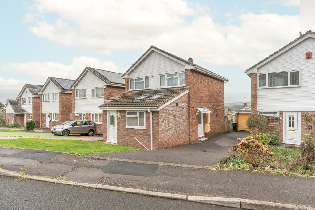 3 bedroom detached house for sale in The Garstons, Portishead, BS20