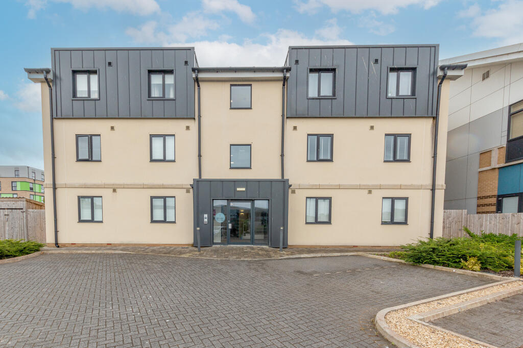 1 bedroom flat for sale in Flat 5, 1 Serbert Close, Portishead, BS20