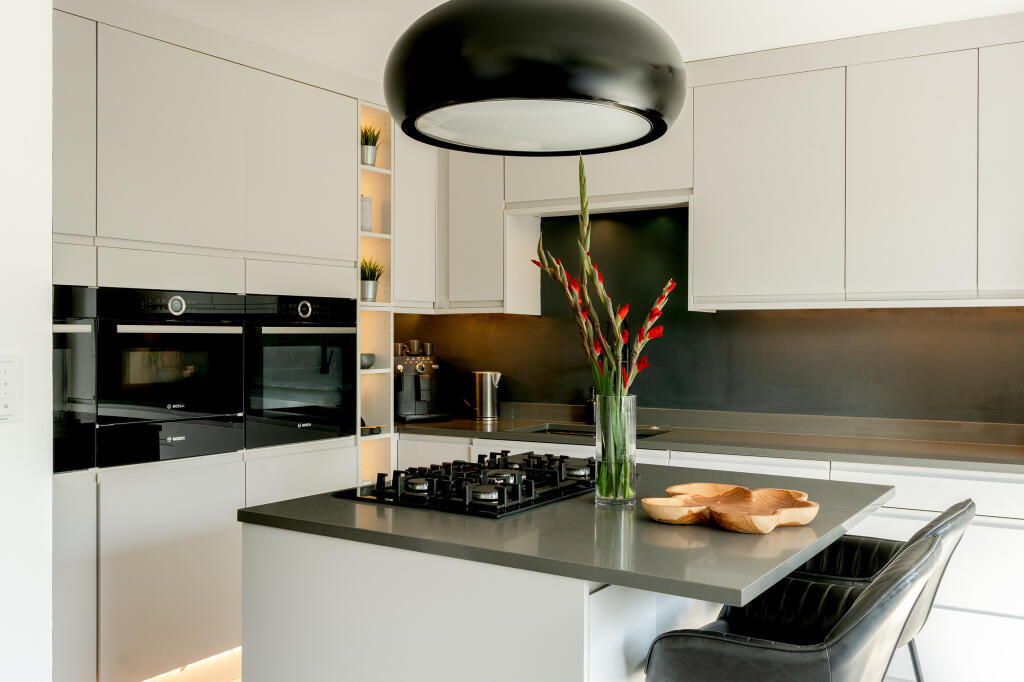 Additional property image - Newfoundland Way, Portishead