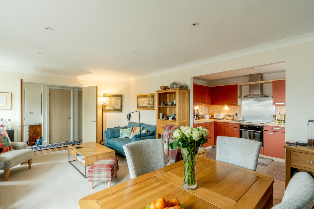 Additional property image - Pier Close, Portishead, Bristol
