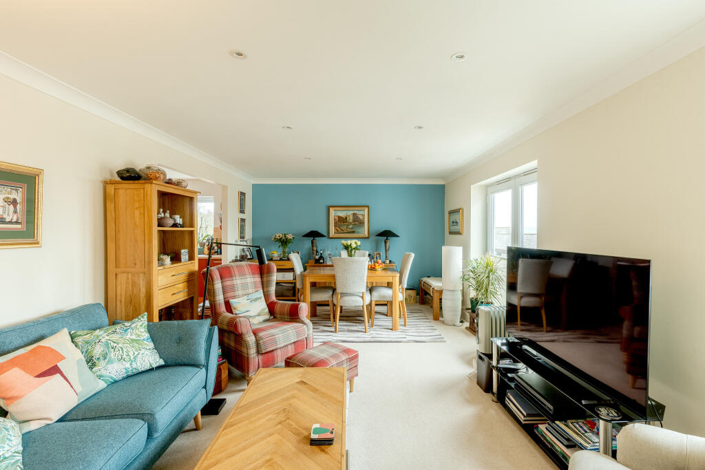 Additional property image - Pier Close, Portishead, Bristol