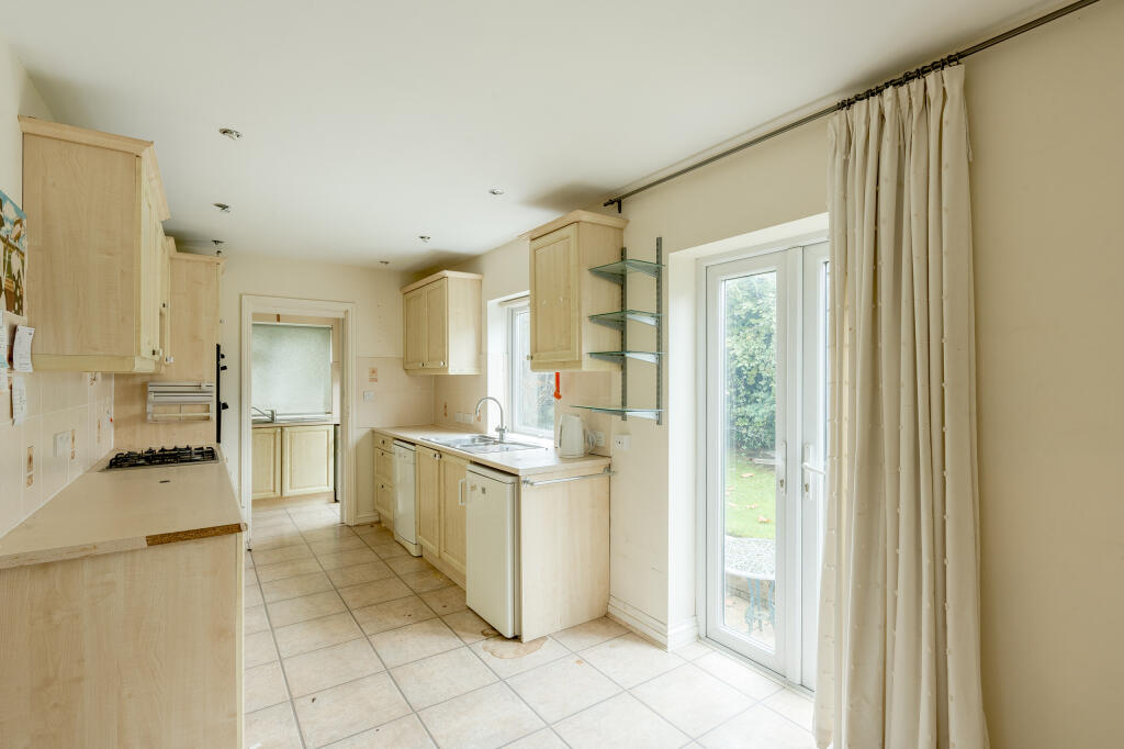 Additional property image - Beach Road West, Portishead