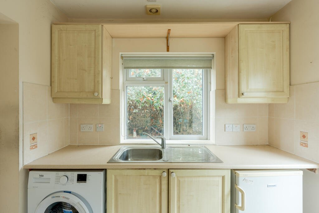 Additional property image - Beach Road West, Portishead