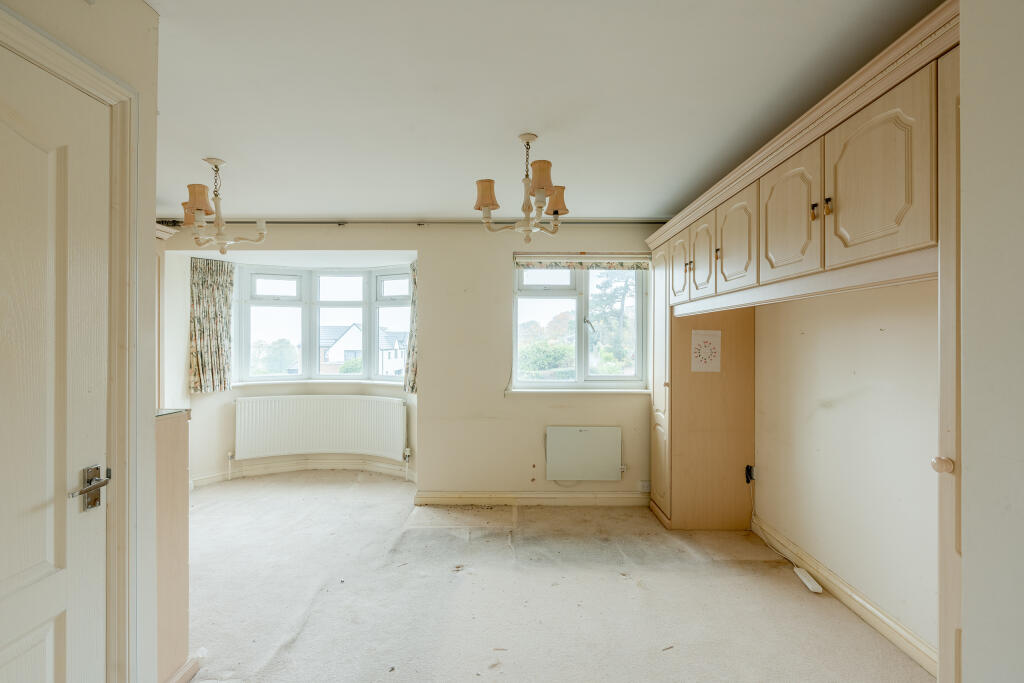 Additional property image - Beach Road West, Portishead
