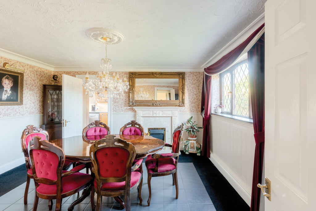 Additional property image - The Manor, Ruddymead, Clevedon