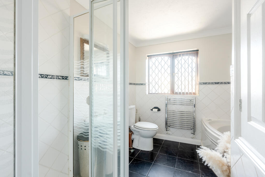 Additional property image - The Manor, Ruddymead, Clevedon