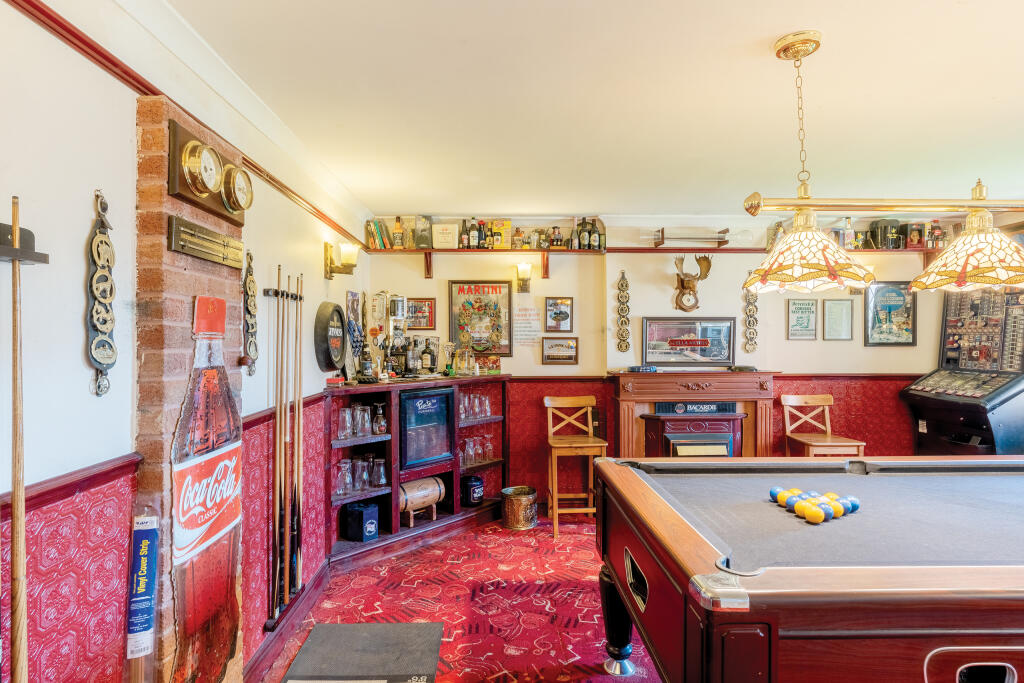 Additional property image - The Manor, Ruddymead, Clevedon