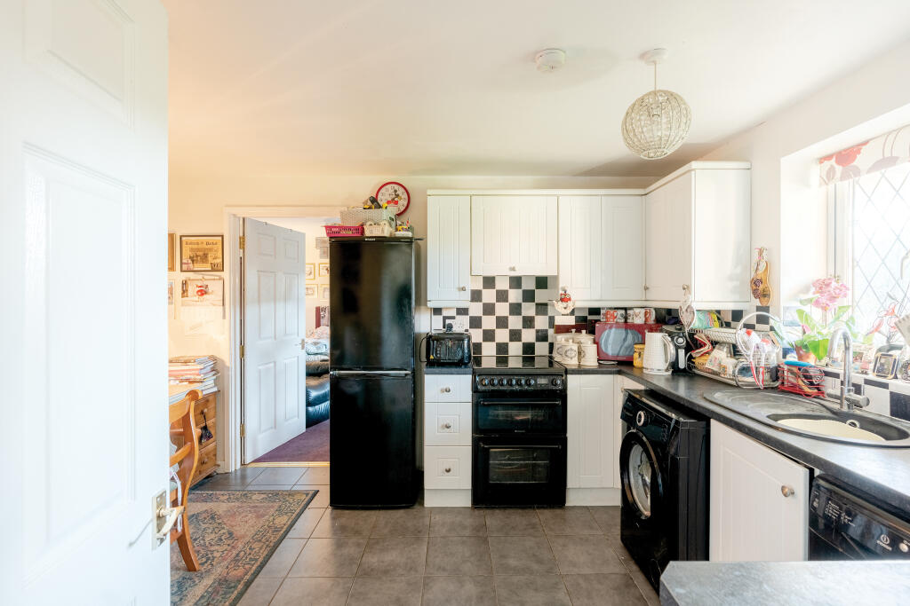 Additional property image - The Manor, Ruddymead, Clevedon