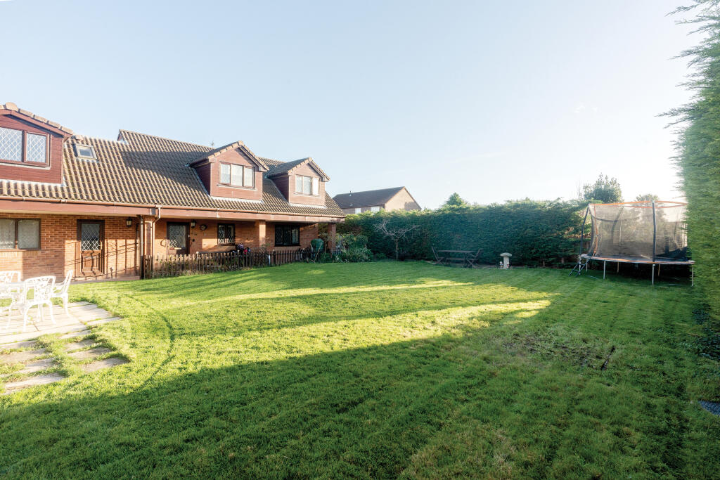 Additional property image - The Manor, Ruddymead, Clevedon